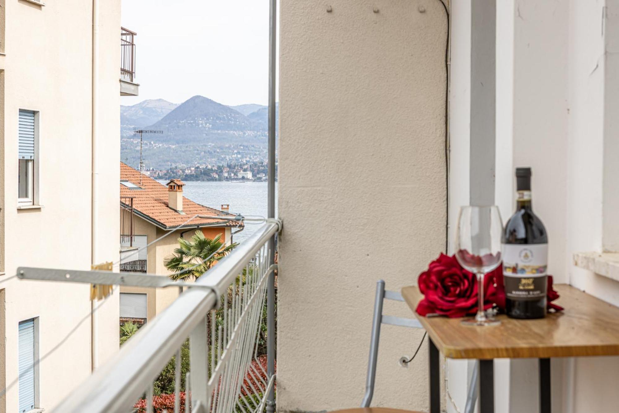 I Tetti Di Stresa Appartement Buitenkant foto